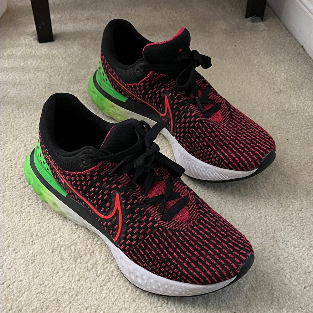 Nike React Fly Knit Shoe